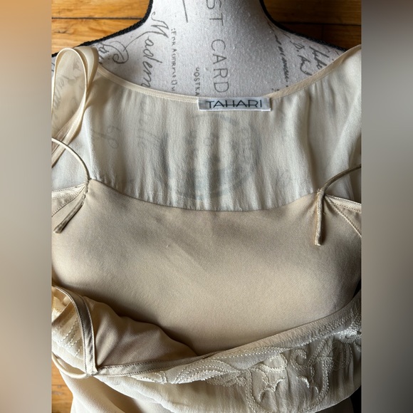 TAHARI 100% Silk Camisole Dress & Slip (6) Note: a few small nicks on rear hem - Picture 9 of 13